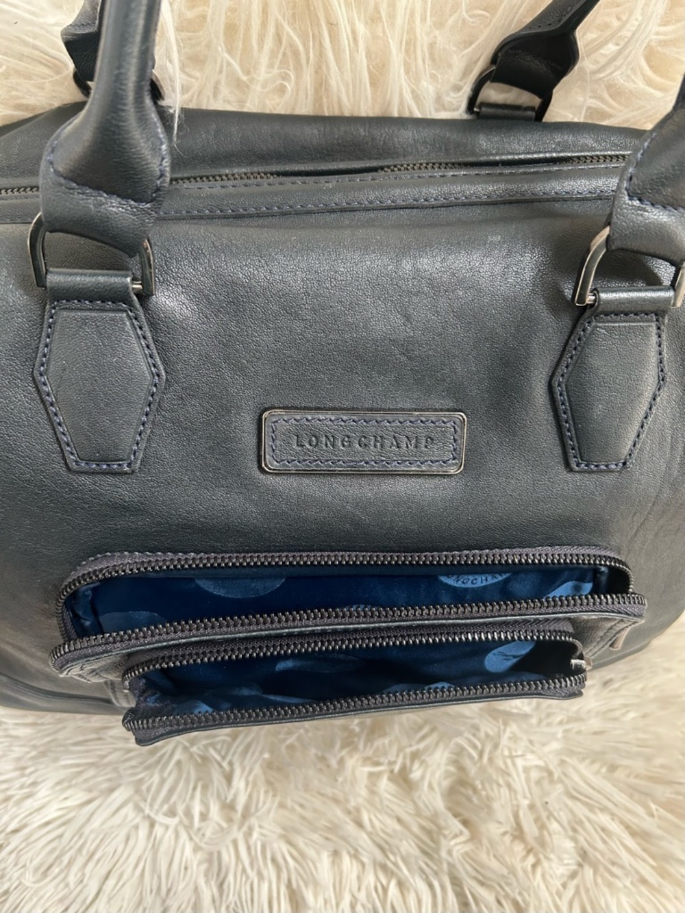 Longchamp Black Vintage Leather Bag Excellent Condition. - Picture 6 of 15